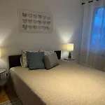 Standing Apartment In Ouchy - Lausanne