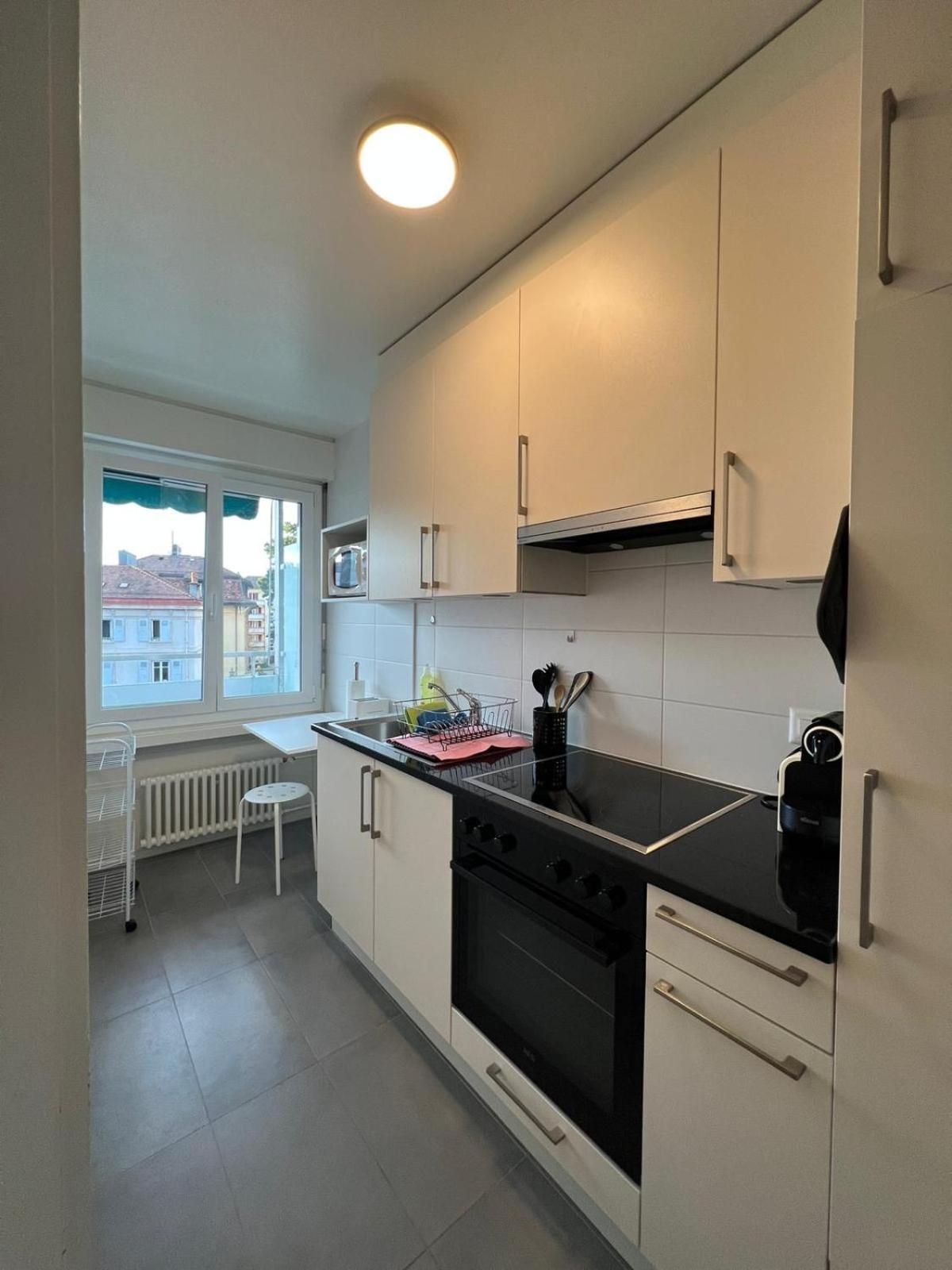 Standing In Ouchy - Apartment Lausanne