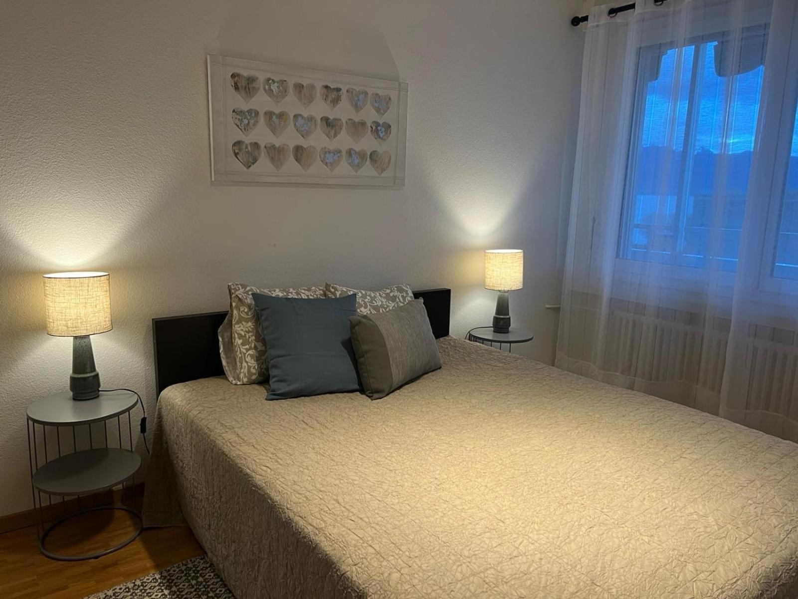 Apartment Standing In Ouchy - *