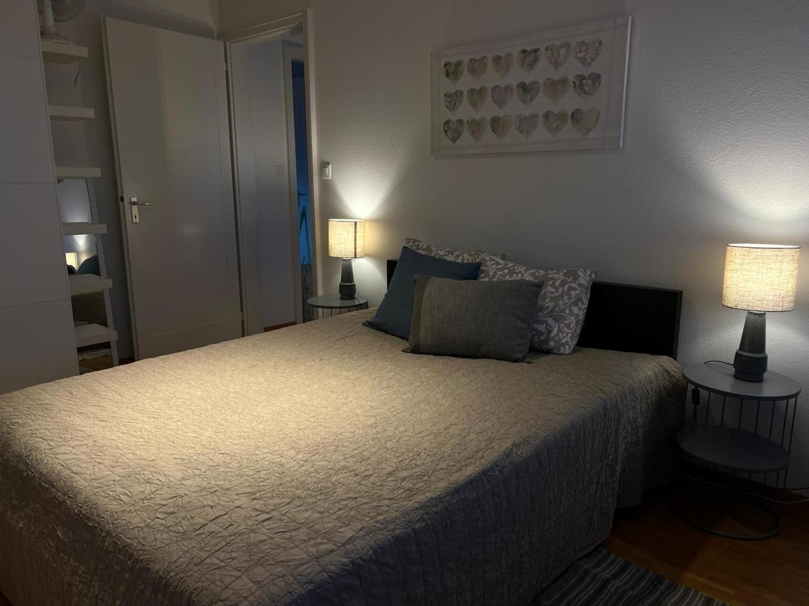 Apartment Standing In Ouchy -